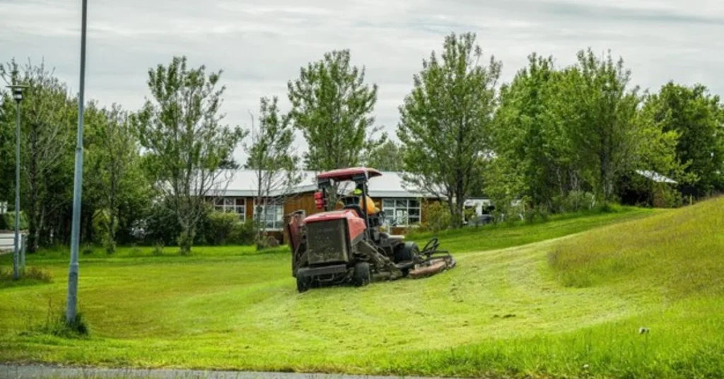 Do Trailer Parks Mow Their Own Lawns